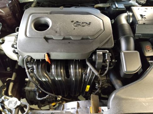 Used 2019 Kia Optima LX image 30