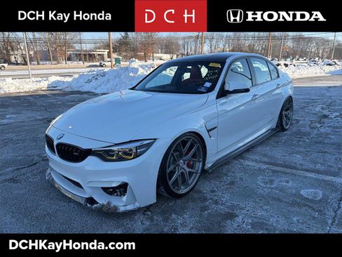 Used 2018 BMW M3 image 1