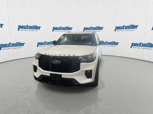 Certified 2025 Ford Explorer ST-Line w/ ST-Line Street Pack AWD/4WD image 3
