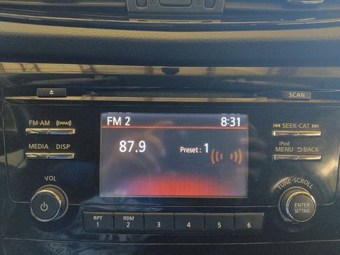 Used 2018 Nissan Rogue Sport S w/ S Appearance Package image 25