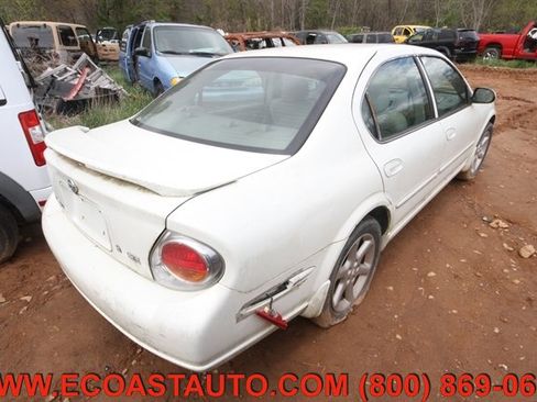 Used 2002 Nissan Maxima SE image 2