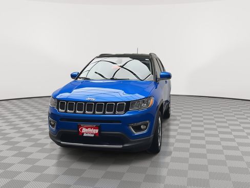Used 2019 Jeep Compass Limited AWD/4WD image 32
