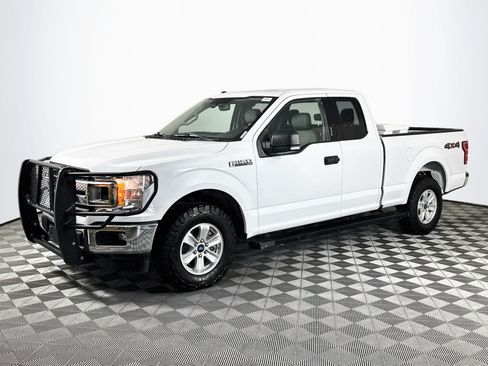 Used 2018 Ford F150 XLT w/ Equipment Group 301A Mid AWD/4WD image 4