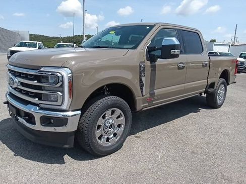 New 2026 Ford F250 King Ranch w/ Chrome Package AWD/4WD image 7