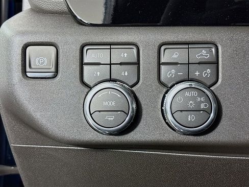 New 2026 GMC Sierra 1500 Elevation w/ Elevation Premium Package image 10