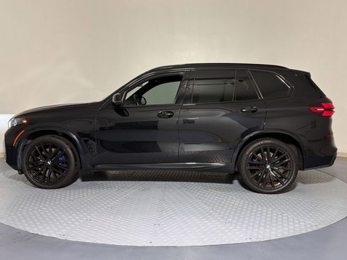Used 2024 BMW X5 sDrive40i w/ M Sport Package RWD image 2