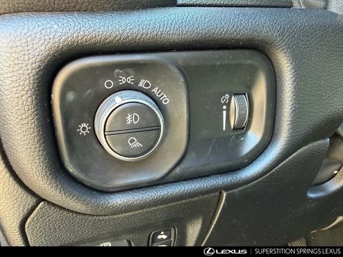 Used 2020 RAM 1500 Big Horn AWD/4WD image 9