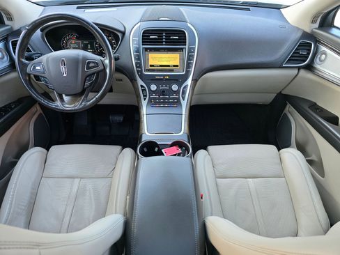 Used 2018 Lincoln MKX Reserve w/ Luxury Package image 19