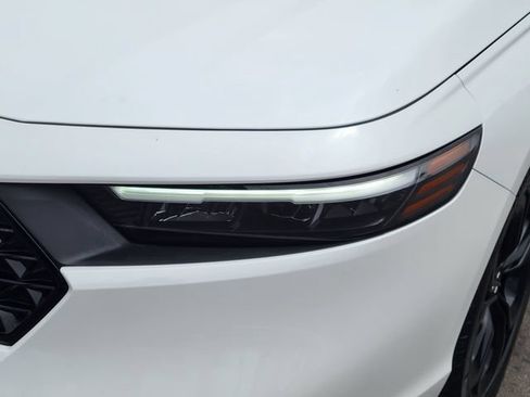 Used 2025 Honda Accord SE image 25
