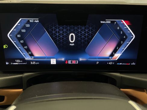 Used 2023 BMW 330i xDrive Sedan w/ Driving Assistance Package image 21