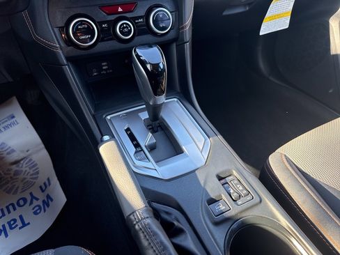 Certified 2022 Subaru Crosstrek 2.0i Premium w/ Moonroof Package image 15