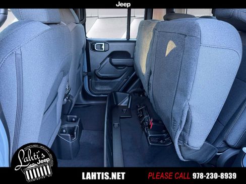 New 2026 Jeep Gladiator Sport image 12