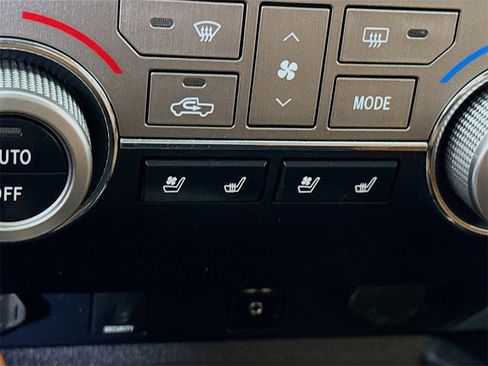 Used 2017 Toyota Tundra Platinum image 13