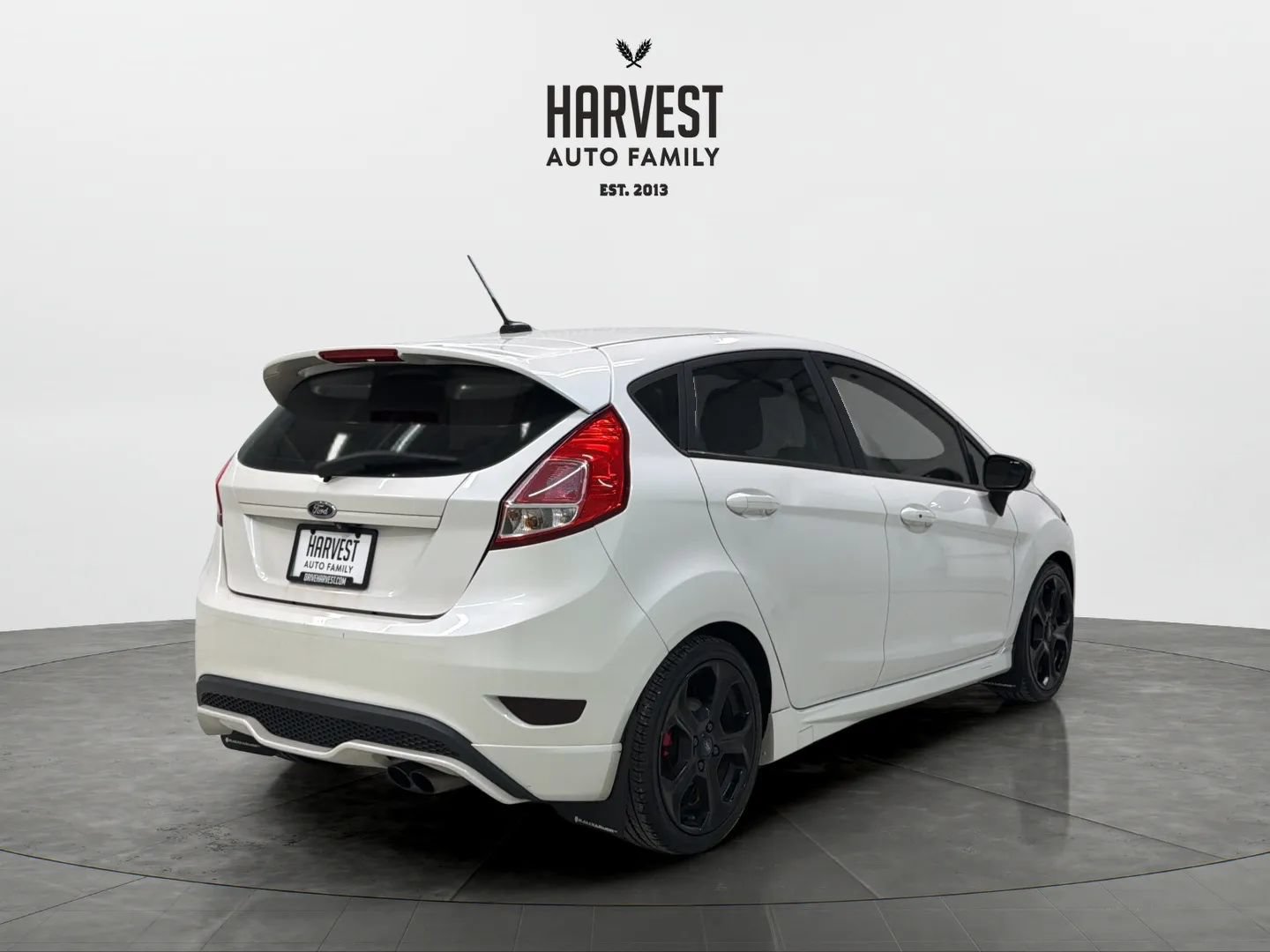 Used 2019 Ford Fiesta ST FWD image 6