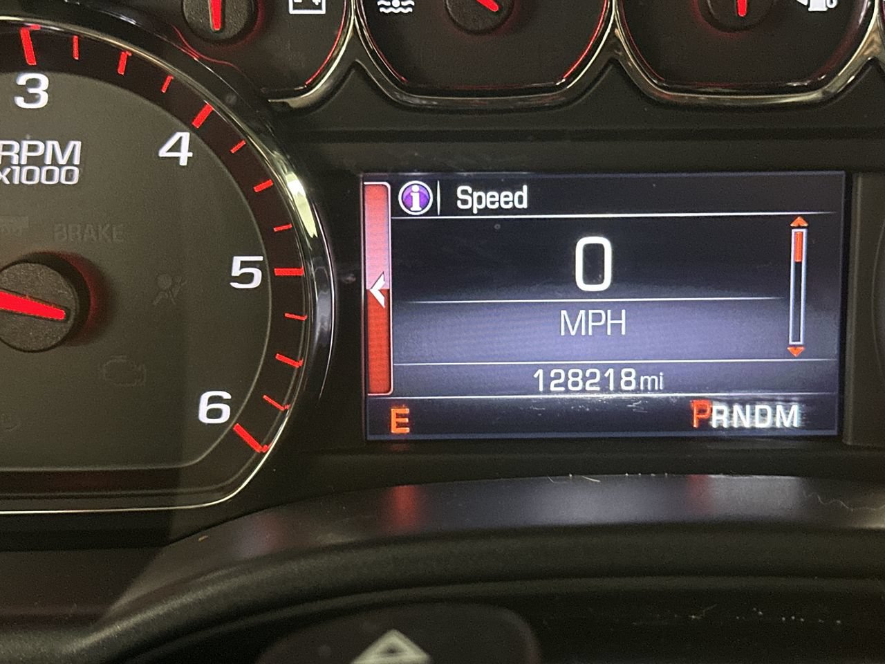 Used 2015 GMC Sierra 1500 SLE w/ SLE Value Package AWD/4WD image 29