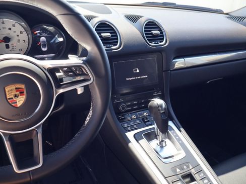 Certified 2022 Porsche 718 Boxster w/ Premium Package RWD image 19