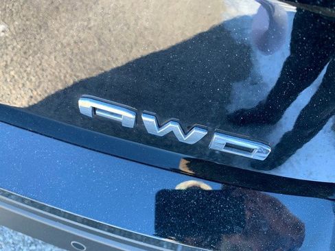 Certified 2023 GMC Terrain SLE image 17