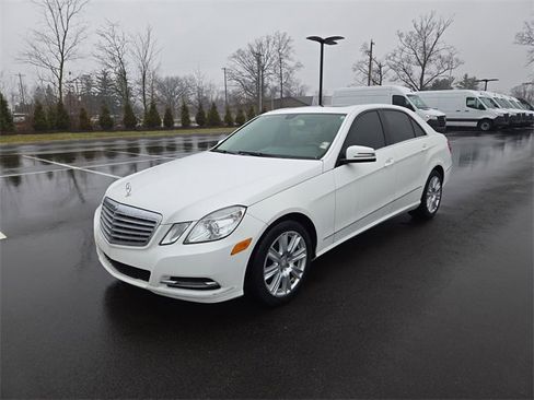 Used 2013 Mercedes-Benz E 350 Sedan image 7