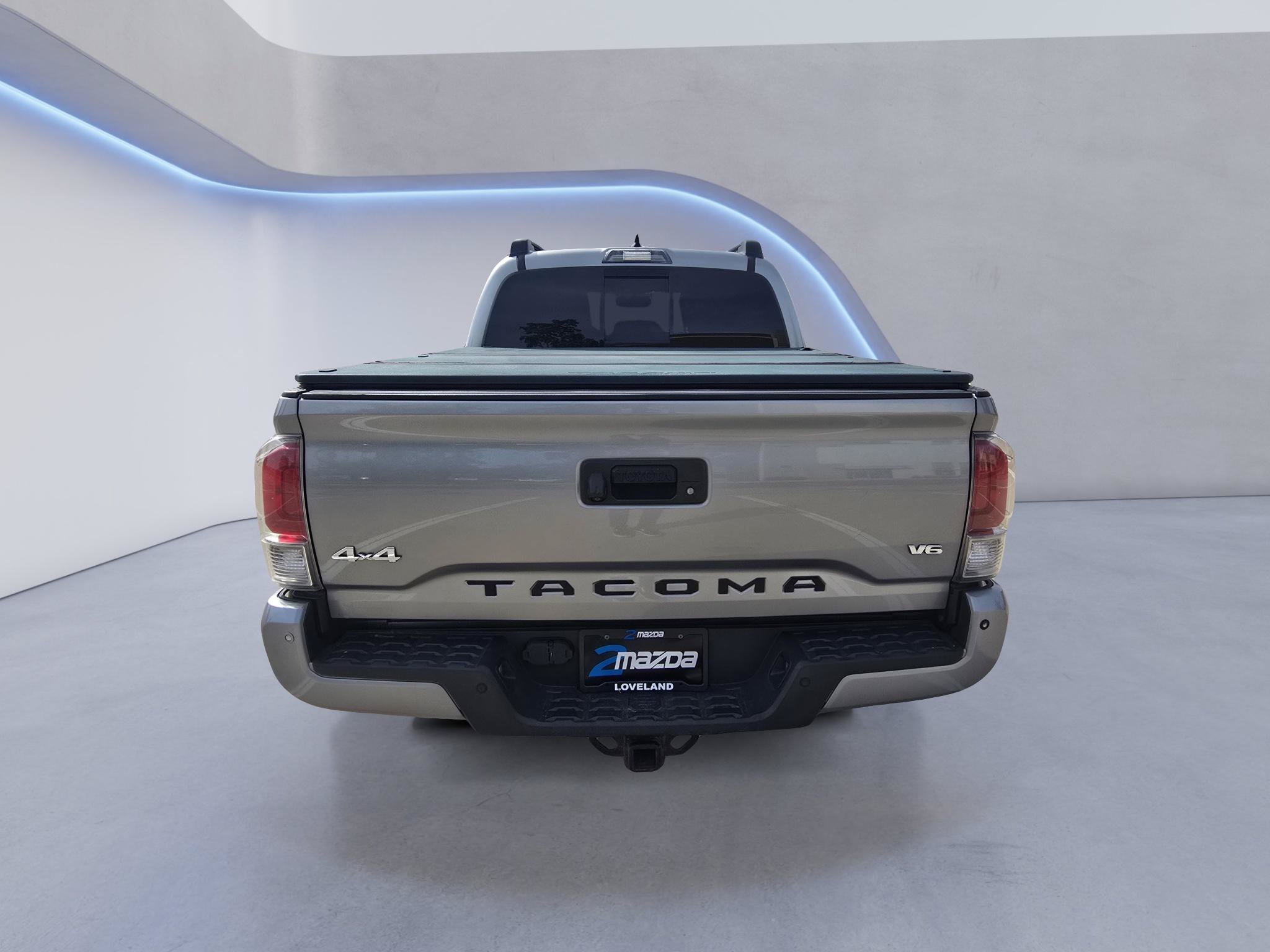 Used 2017 Toyota Tacoma Limited w/ Tow Package AWD/4WD image 4