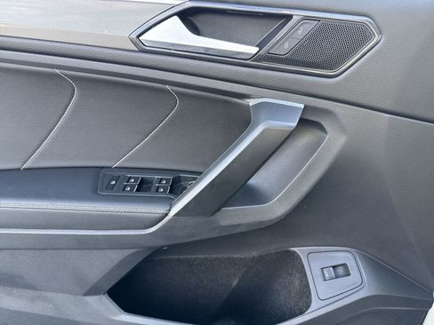 Used 2024 Volkswagen Tiguan SE R-Line w/ MDO Package, Two-Row image 16