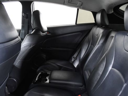 Used 2017 Toyota Prius Prime Advanced image 22