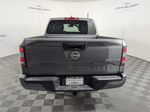 Used 2023 Nissan Frontier SV w/ Technology Package image 4