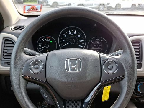 Used 2020 Honda HR-V LX image 19
