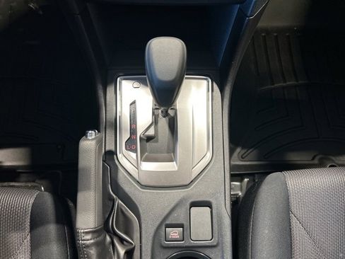 Used 2023 Subaru Crosstrek 2.0i image 9