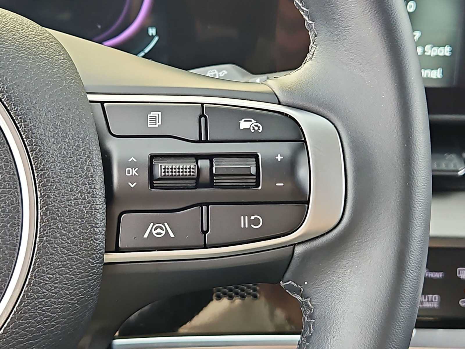 Certified 2025 Kia Sportage EX FWD image 20