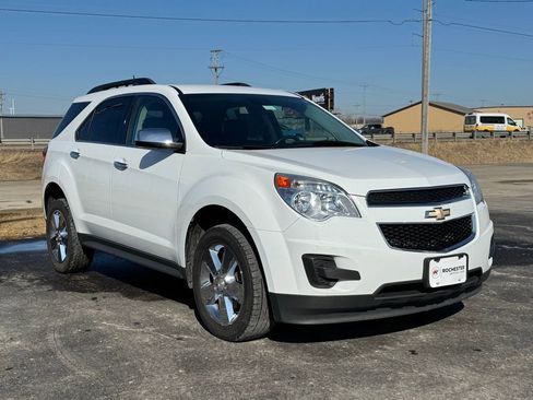 Used 2015 Chevrolet Equinox LT image 32