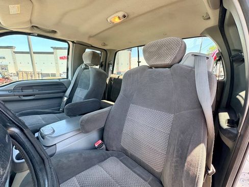 Used 2003 Ford F250 XLT AWD/4WD image 11