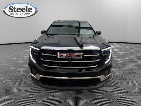 Used 2026 GMC Acadia Elevation w/ Elevation Premium Package FWD image 8