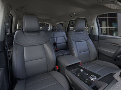 New 2026 Ford Explorer Active w/ Active Comfort Package image 11