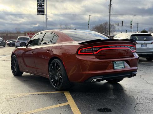 Used 2021 Dodge Charger SXT w/ Blacktop Package image 15