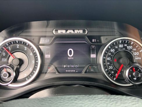 Used 2022 RAM 1500 Big Horn AWD/4WD image 25