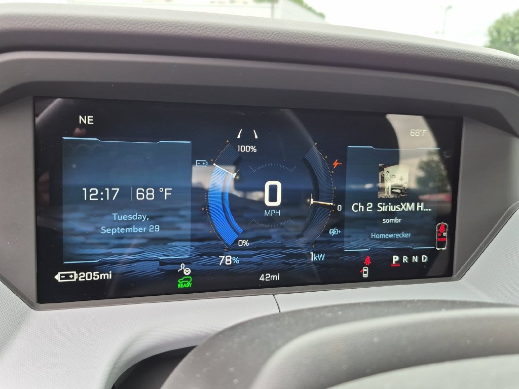 New 2027 Chevrolet Bolt LT FWD image 17