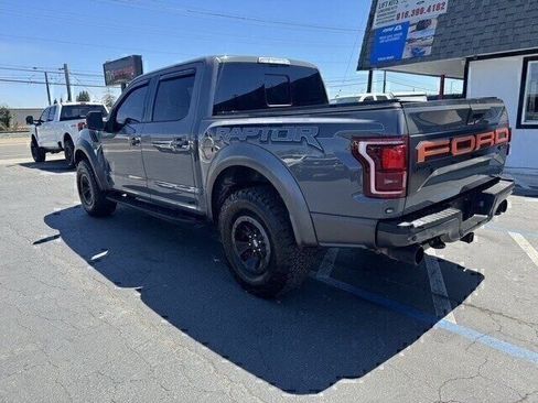Used 2018 Ford F150 Raptor w/ Equipment Group 802A Luxury AWD/4WD image 4