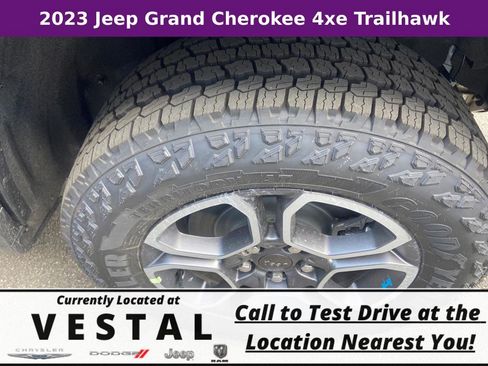 New 2023 Jeep Grand Cherokee Trailhawk w/ Advanced Protech Group II image 42