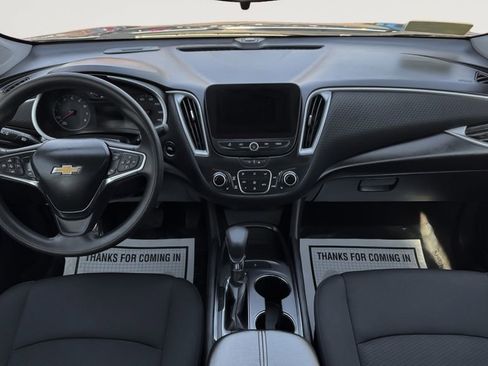 Used 2023 Chevrolet Malibu LT FWD image 16