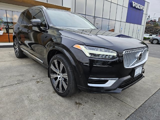 Used 2024 Volvo XC90 T8 Ultimate w/ Lounge Package AWD/4WD image 3