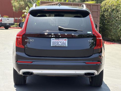 Used 2016 Volvo XC90 T8 Momentum w/ Vision Package AWD/4WD image 6