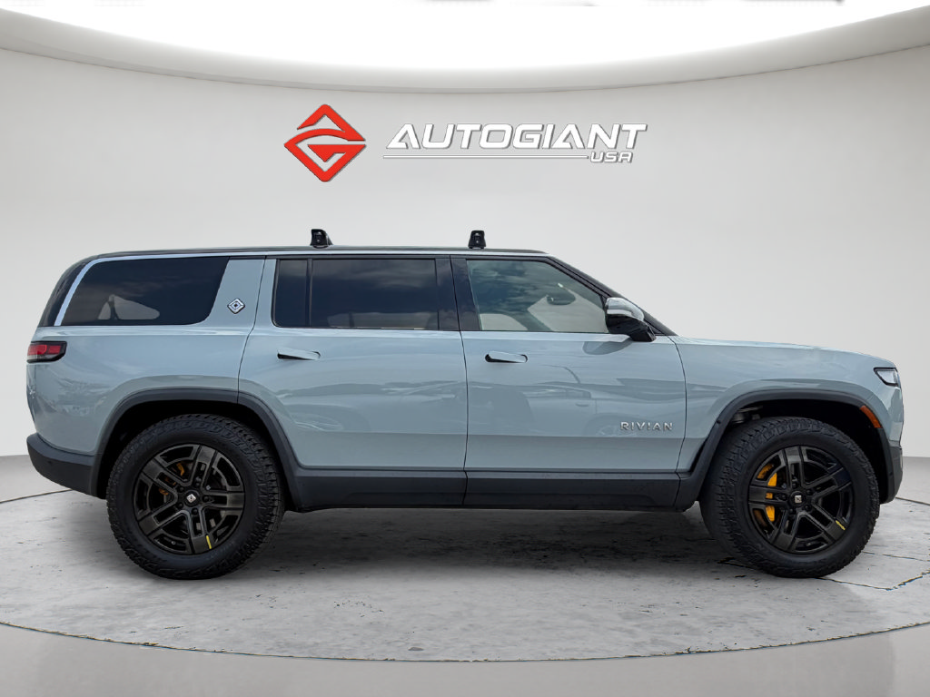 Used 2023 Rivian R1S Adventure Quad AWD/4WD image 9