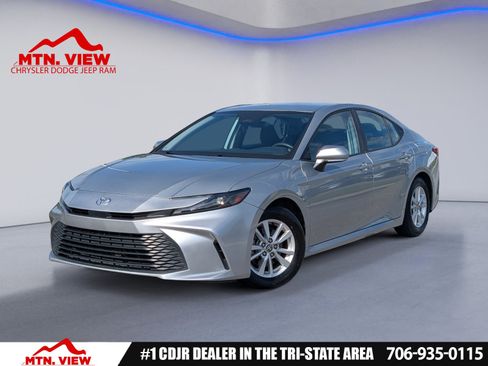 Used 2025 Toyota Camry LE FWD image 1