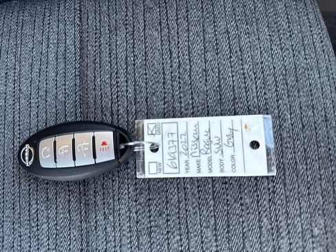 Used 2022 Nissan Rogue SV image 22