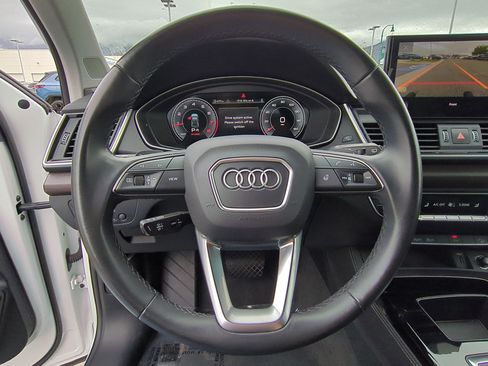 Used 2024 Audi Q5 2.0T Premium Plus image 18