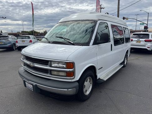 Used 1996 Chevrolet Express 1500 RWD image 4