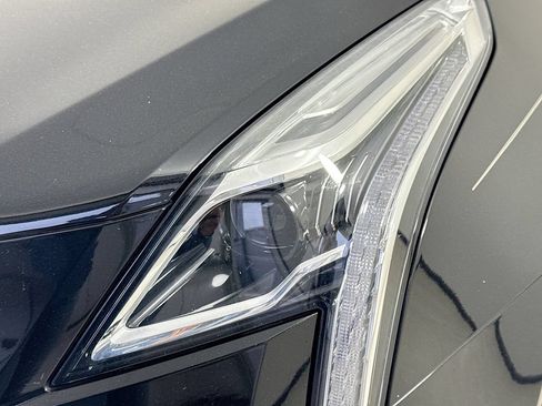 Used 2018 Cadillac XT5 Premium Luxury w/ Driver Assist Package FWD image 41