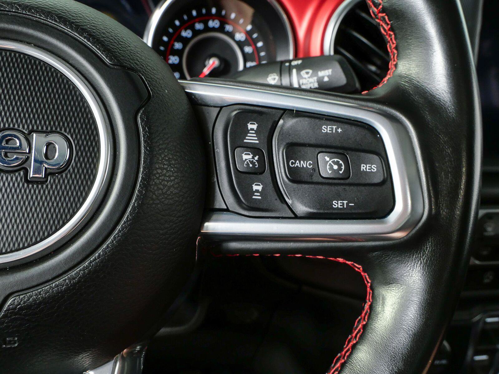 Used 2021 Jeep Gladiator Rubicon AWD/4WD image 11