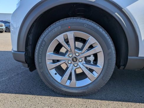New 2026 Ford Explorer Active AWD/4WD image 58