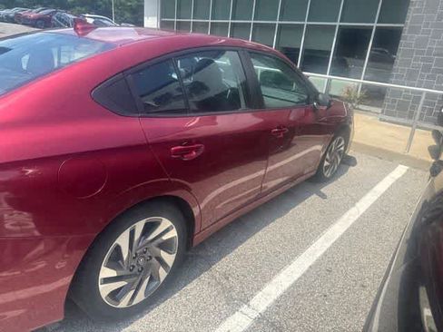 Used 2024 Subaru Legacy Limited AWD/4WD image 9